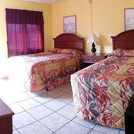 Holly Hill Twi Light Motel المظهر الخارجي الصورة