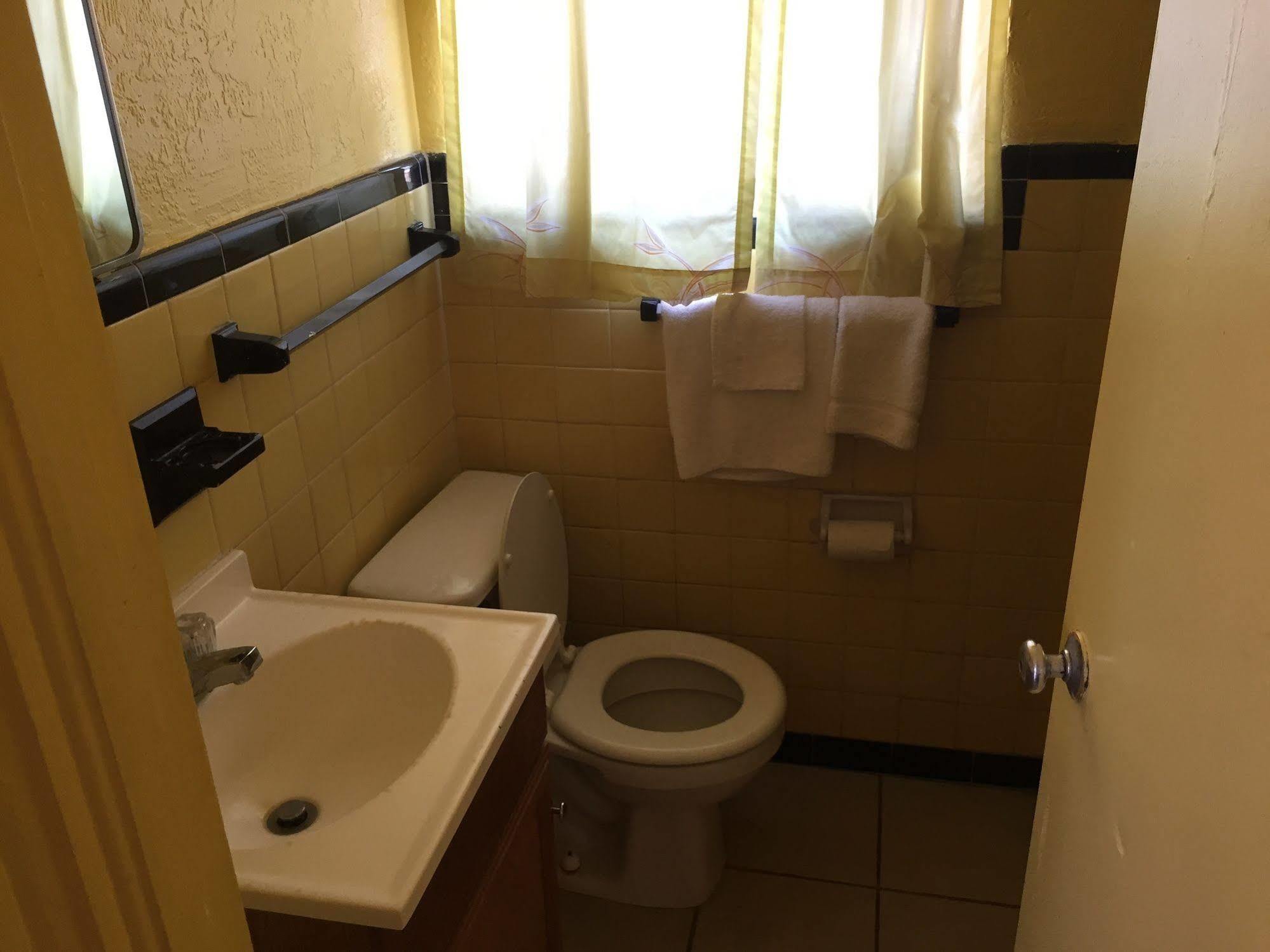 Holly Hill Twi Light Motel المظهر الخارجي الصورة