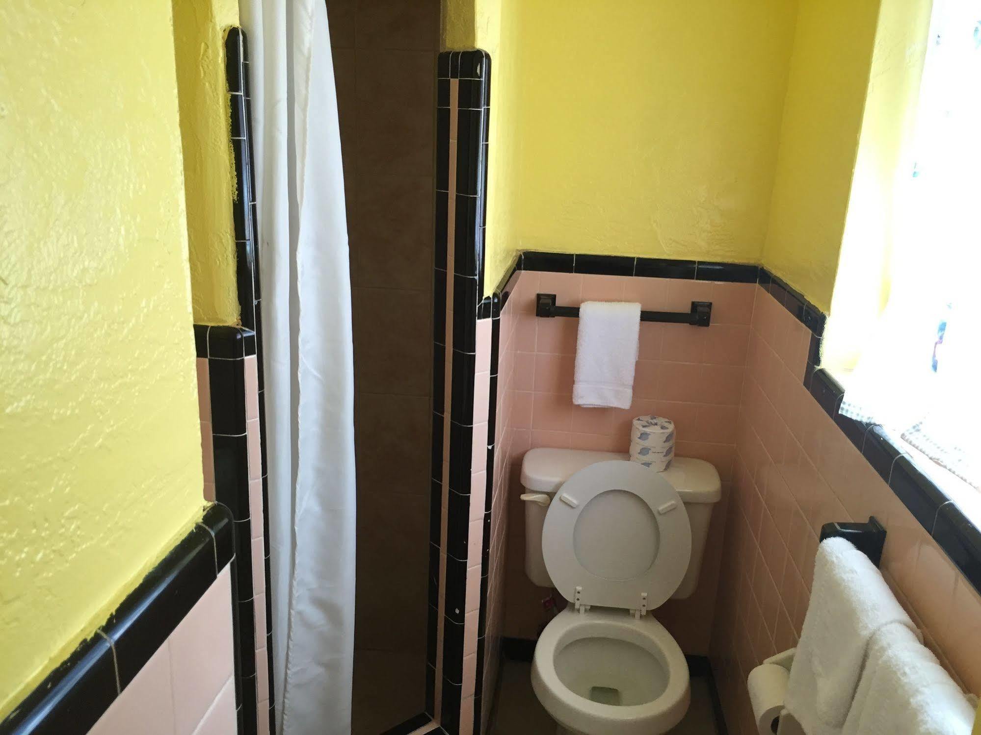Holly Hill Twi Light Motel المظهر الخارجي الصورة